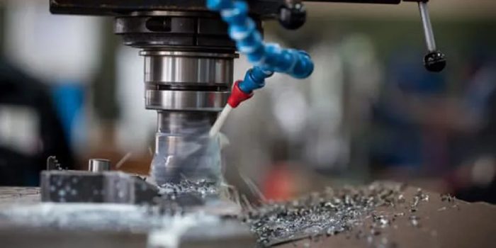  سیالات-برش-برای-فرآیندهای-ماشینکاری-CNC 